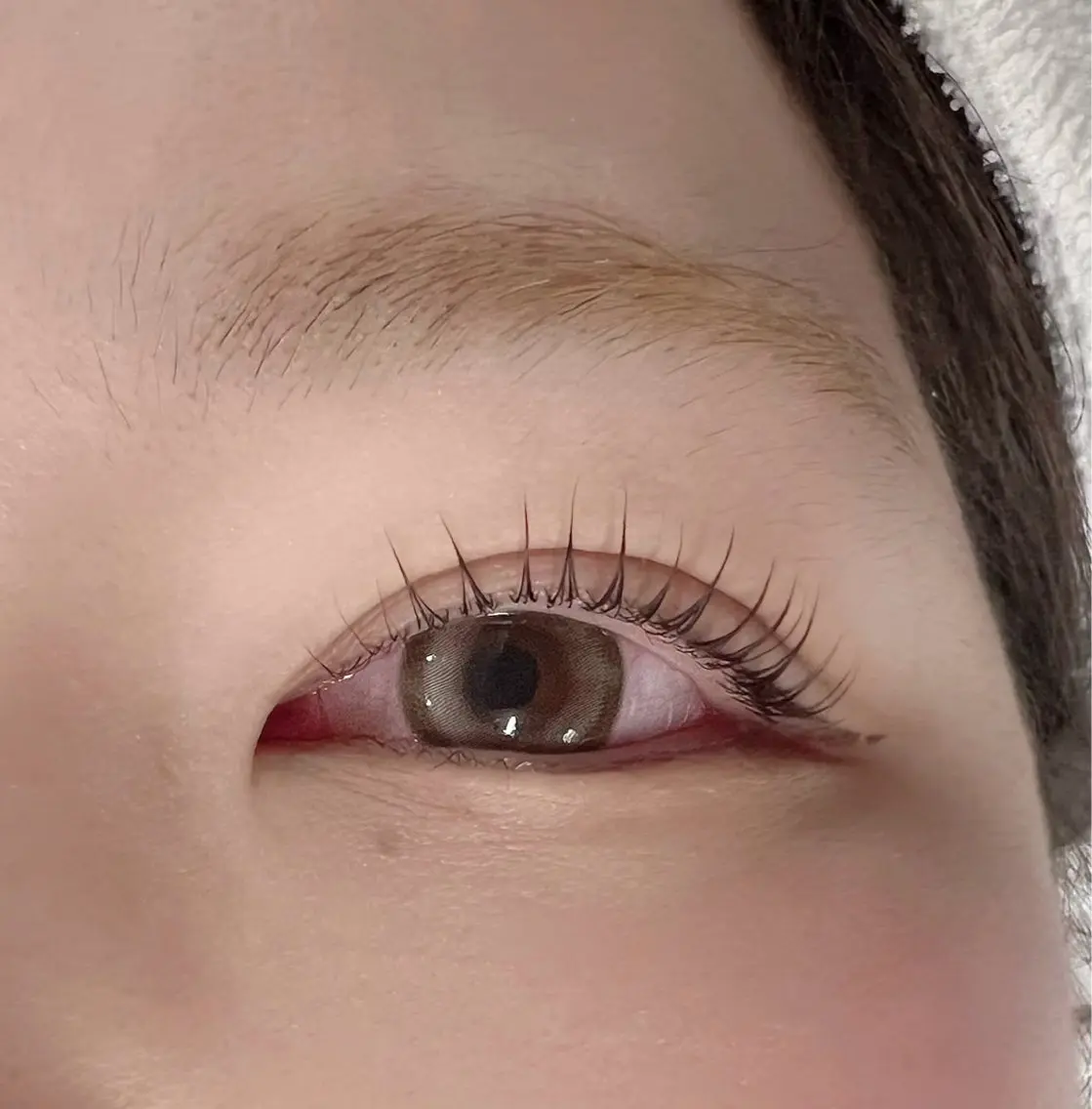 マツエク・マツパ 伊佐山 菜那のヘアスタイル