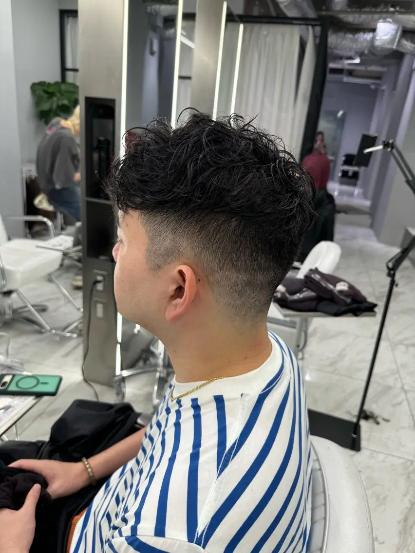 ショート メンズ スペインカール くせ毛 カット パーマ トリートメント 新宿メンズ特化🥇 店長JUKIYAのヘアスタイル