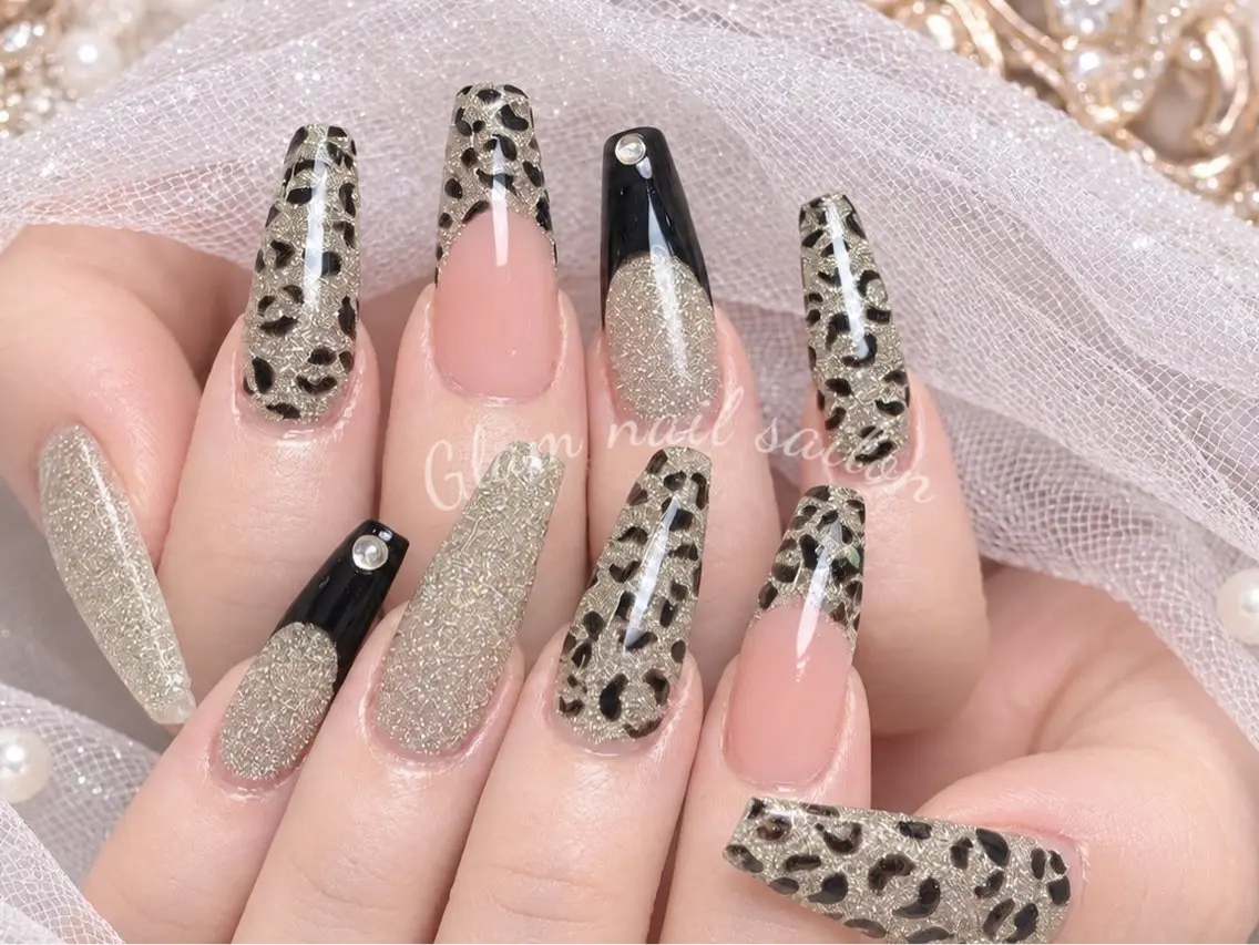 ネイル ハンドネイル エツメ💅 長さ出し🎀デザインのネイルデザイン