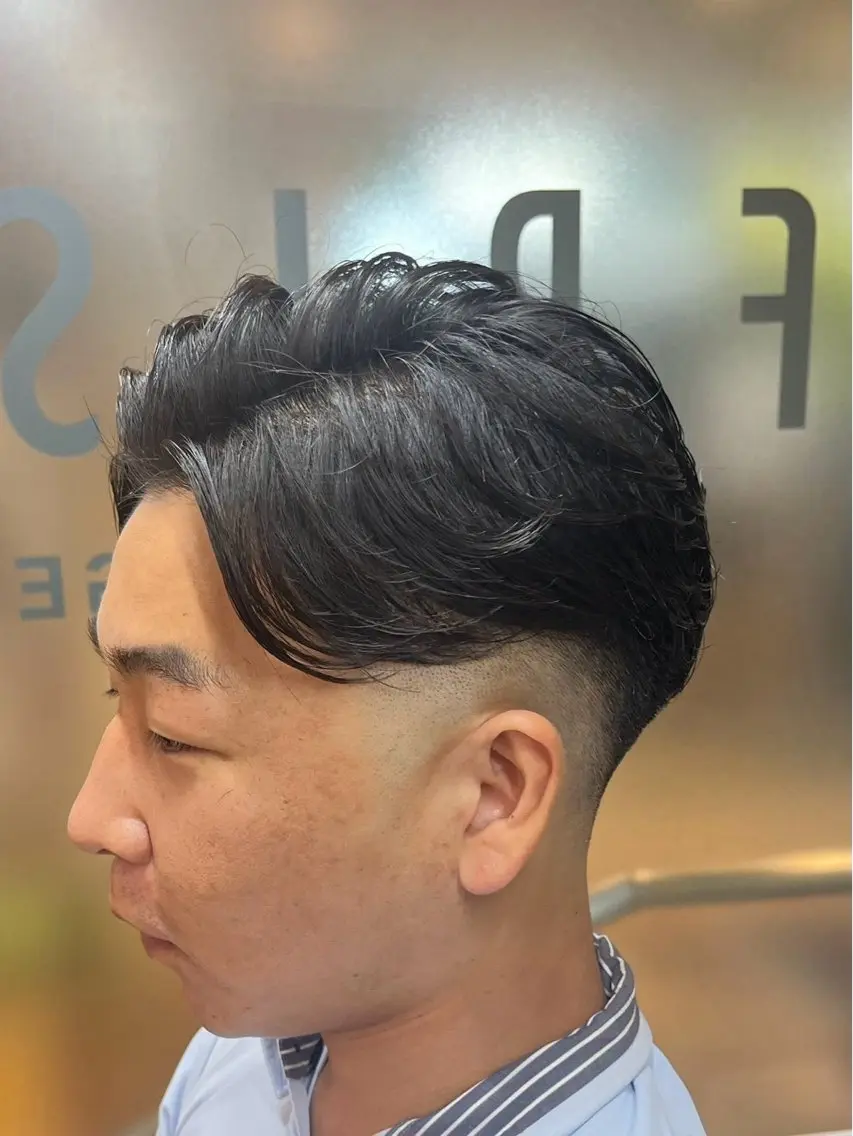 ショート パーマ メンズ カット パーマ トリートメント 佐々木 優人のヘアスタイル