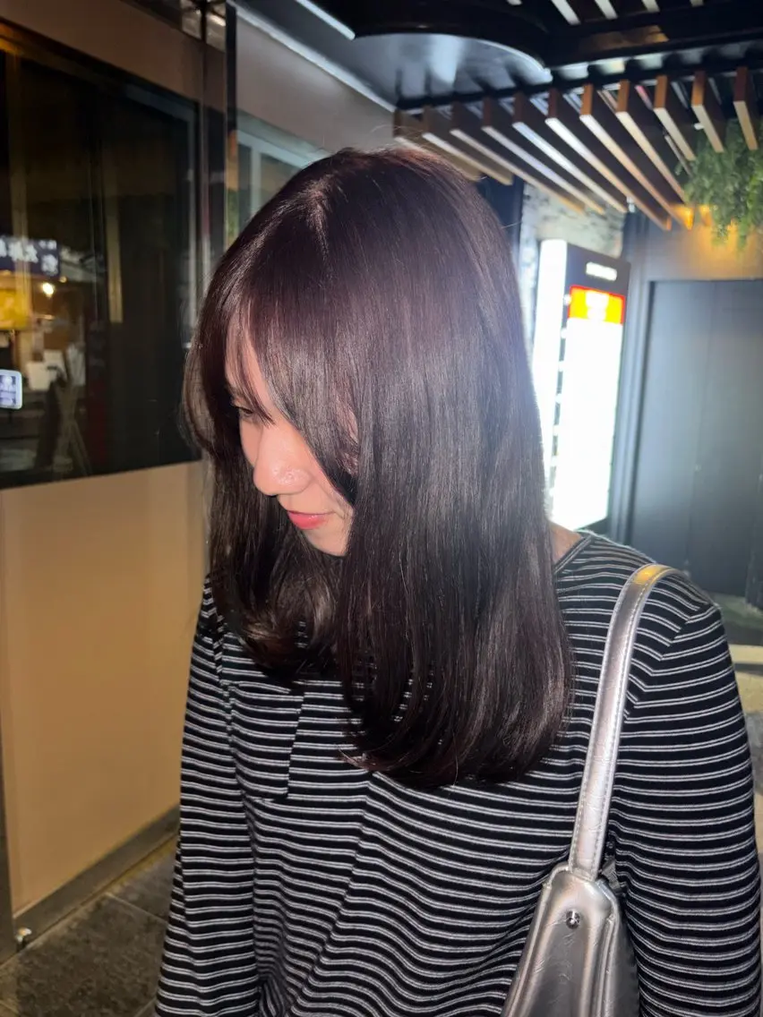 ミディアム ヘアカラー トリートメント 韓国系カラー／ 艶カラー／towaのヘアスタイル