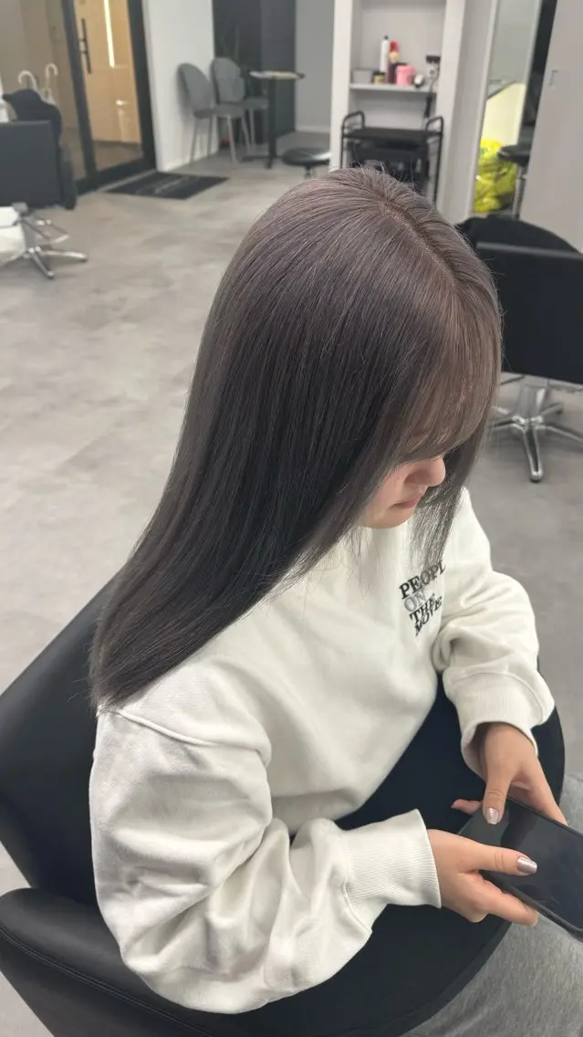 ミディアム ヘアカラー 中島 涼葉のヘアスタイル