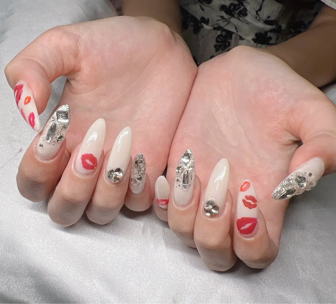 ネイル 長さ出し グラデーション 卒業式 キラキラネイル マグネットネイル ハンドネイル Lee Nailsのネイルデザイン