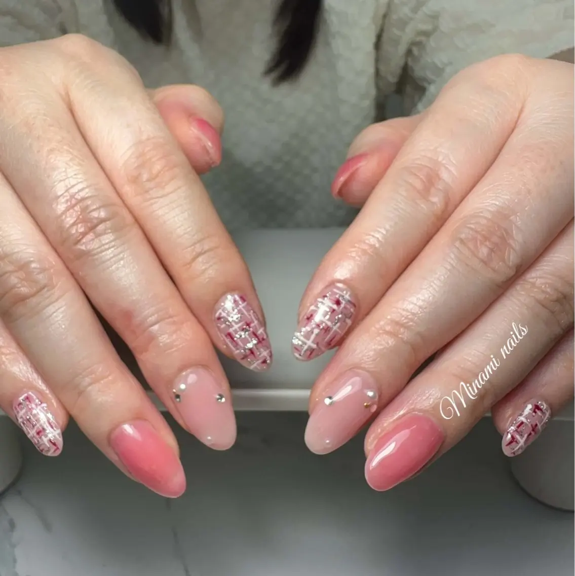 ネイル アートネイル ガーリー キラキラネイル 韓国ネイル マグネットネイル ハンドネイル Minami Nailsのネイルデザイン