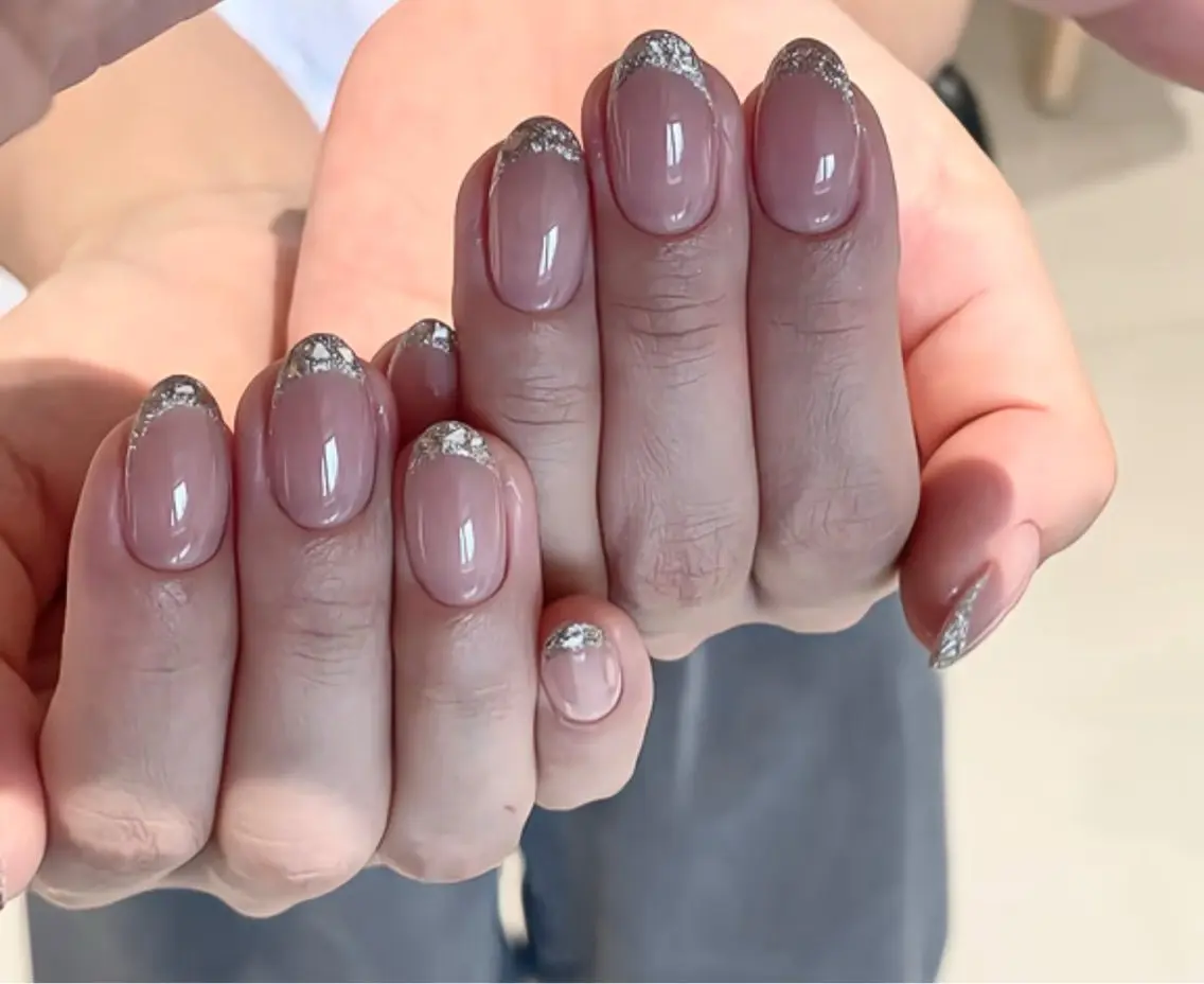 Hand💞SNS人気ガラスフレンチ+ 2個パーツの写真