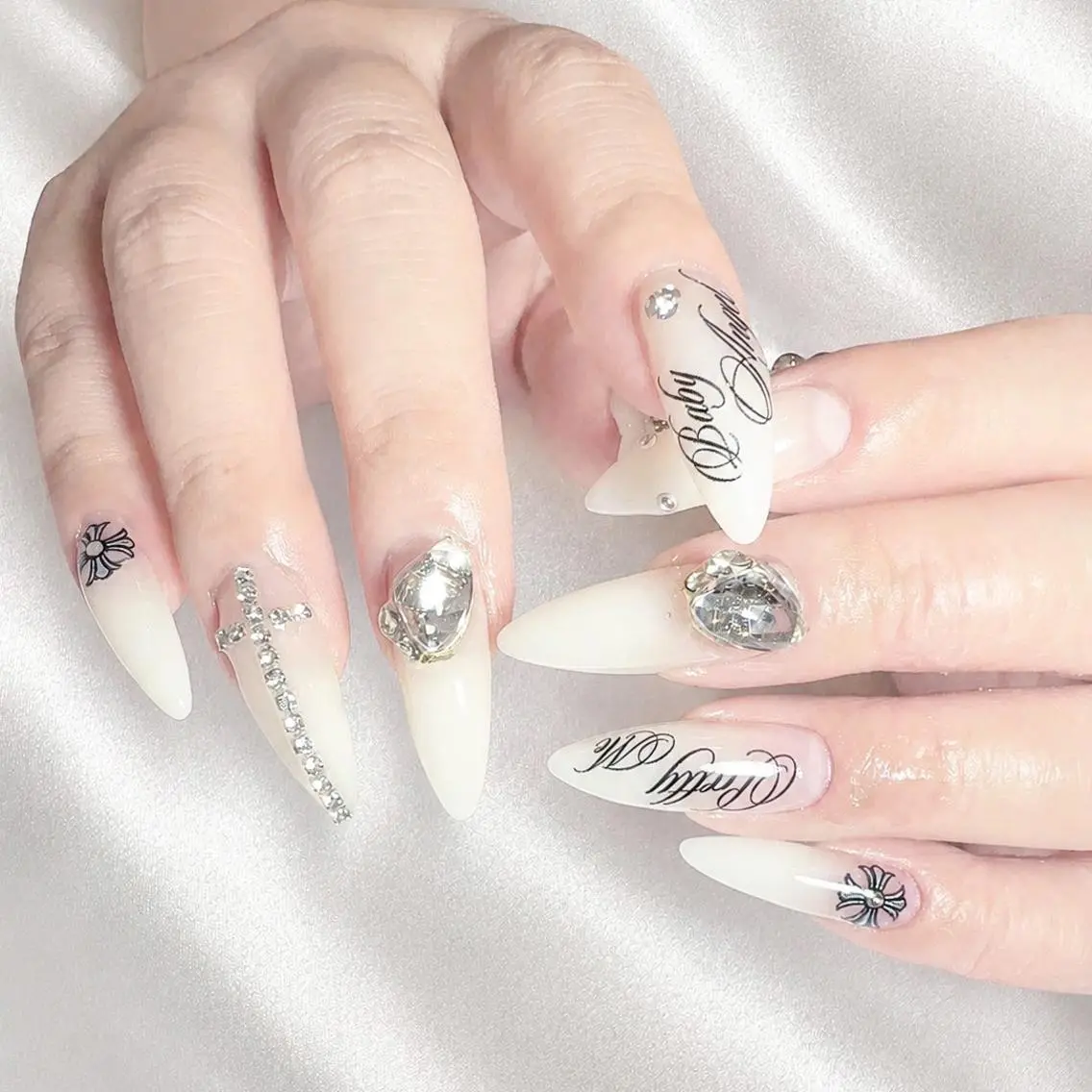 ネイル 韓国ネイル ハンドネイル Re:eight nailのネイルデザイン