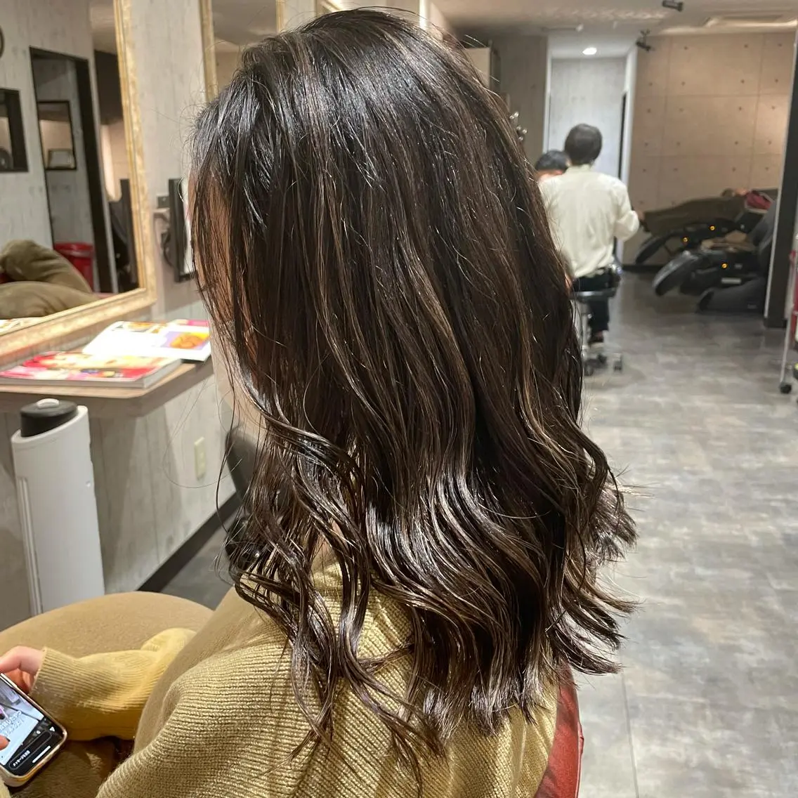 セミロング カラー ヘアアレンジ ハイライトカラー ハイライト ヘアカラー Wataru 髪質改善カラー💎のヘアスタイル