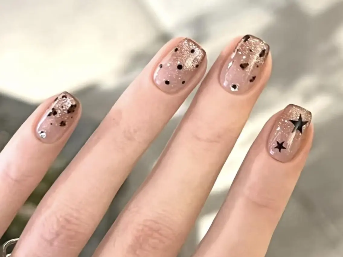 ネイル ストーンネイル ハンドネイル 🎀Best Nail🎀のネイルデザイン