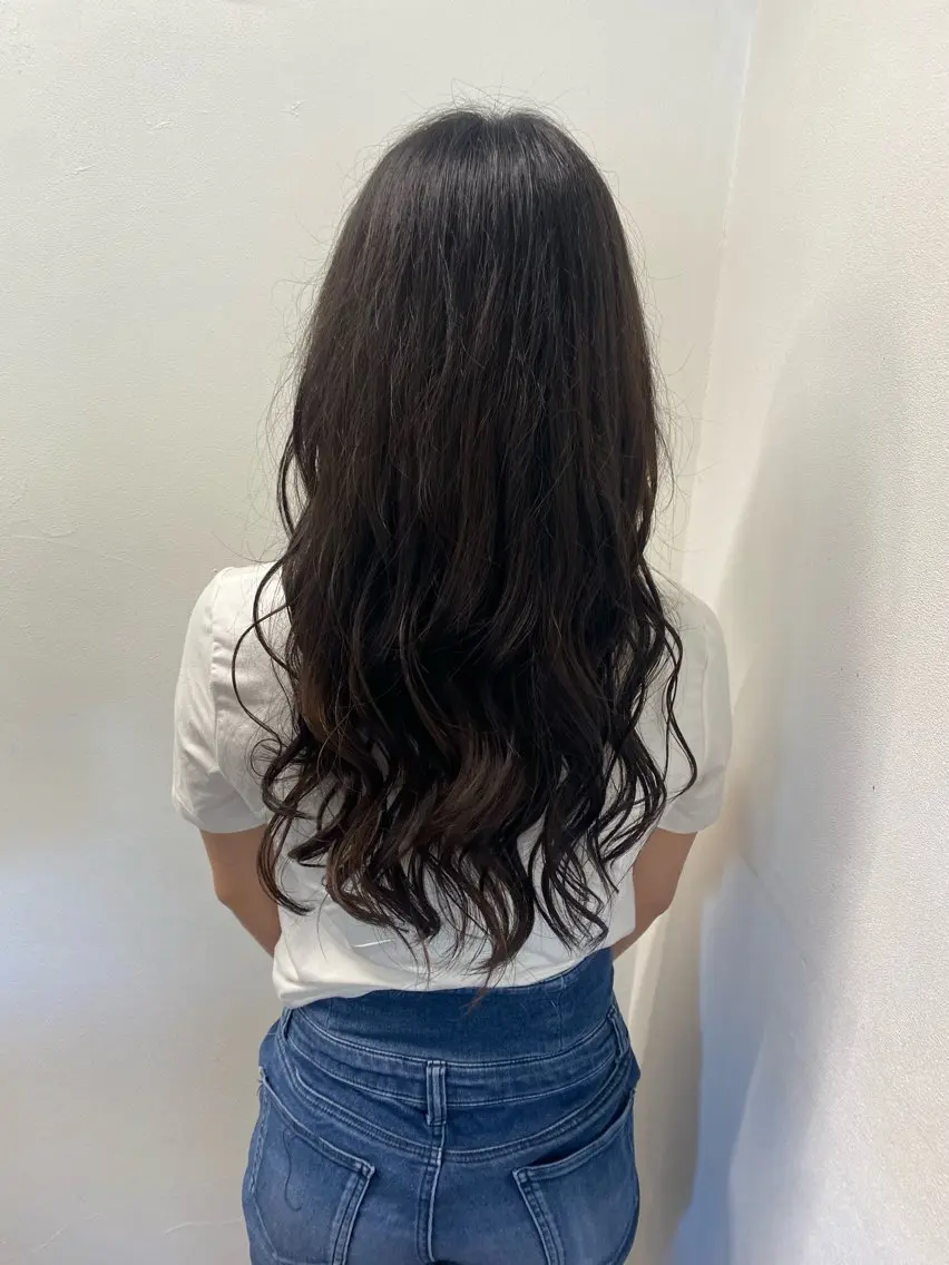 ロング 中山 明子のヘアスタイル