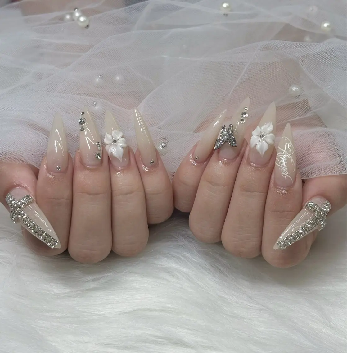 ネイル 韓国ネイル マグネットネイル 持ち込み ハンドネイル Mimi Nail_Royalのネイルデザイン