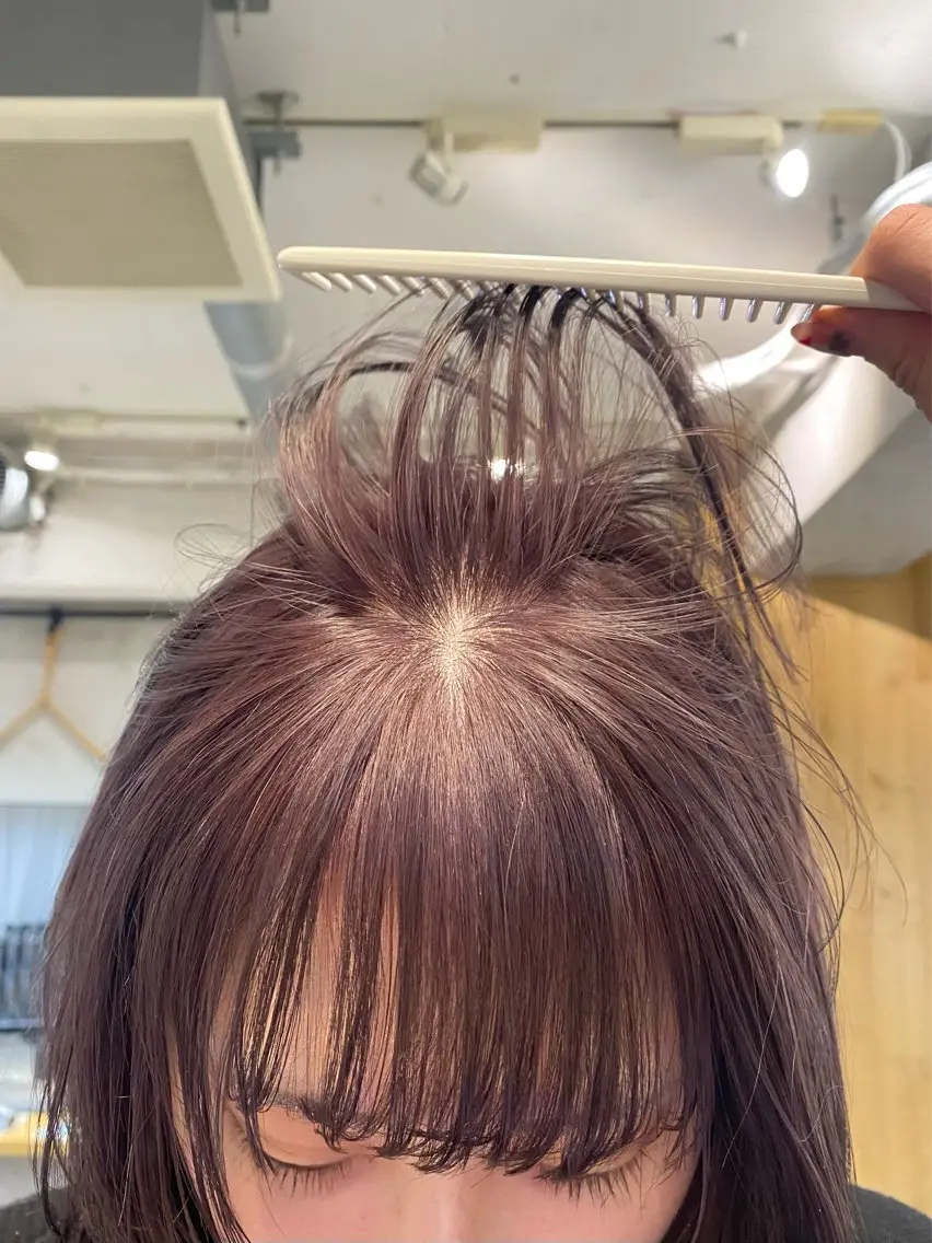 〖 新規さま限定〗ケアブリーチリタッチ➕カラー➕Aujuaクイックトリートメント👩🏼【ロング料金なし】の写真