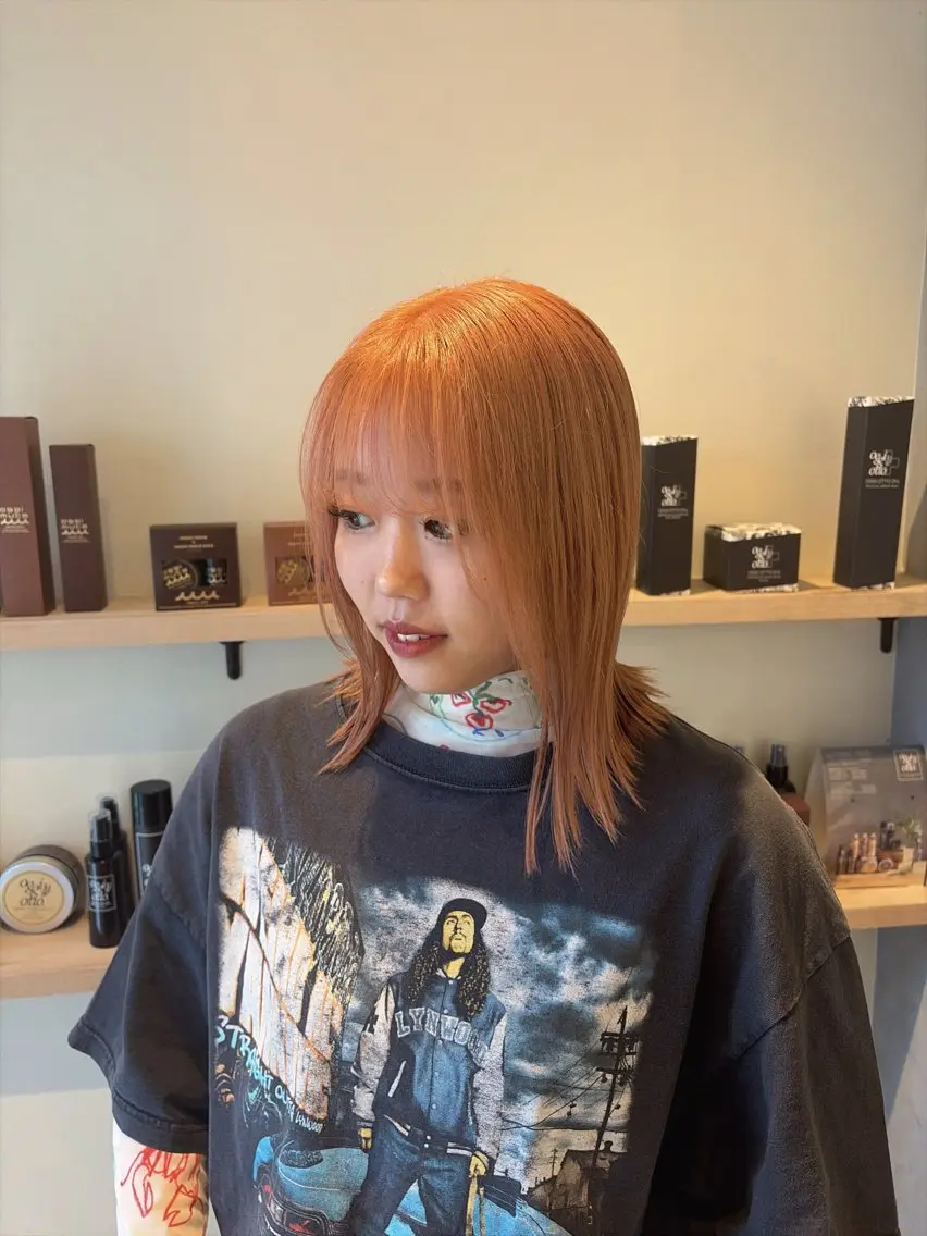 ミディアム ヘアカラー ROCCO アイナ/ レイヤー透明感カラーのヘアスタイル