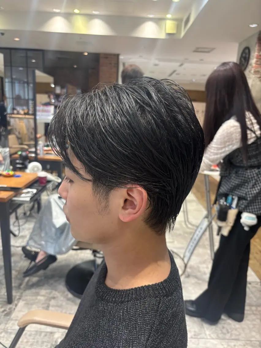 メンズ センターパート メンズ韓国風 🎀韓国ヘア🎀 𝓡𝓲𝓷𝓱𝓪のヘアスタイル