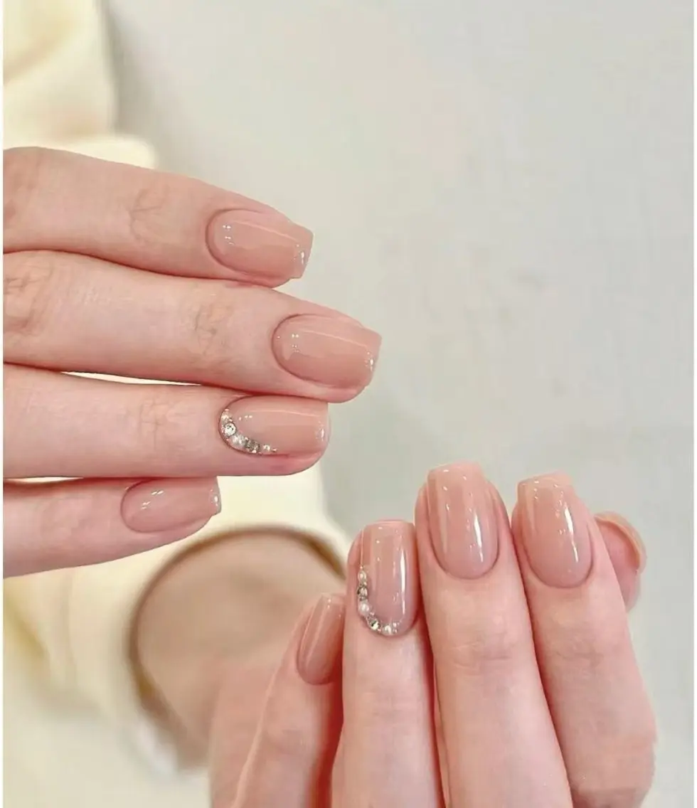 ネイル フラワーネイル フレンチネイル ジェルネイル ガラスフレンチ ハート ハンドネイル BabyYouMi nailのネイルデザイン