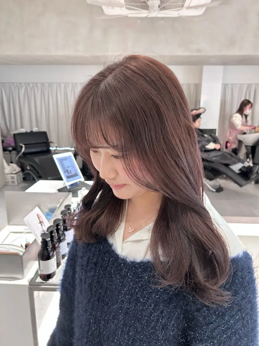 セミロング カラー 🪞透け感&韓国ヘア 🪞honokaのヘアスタイル