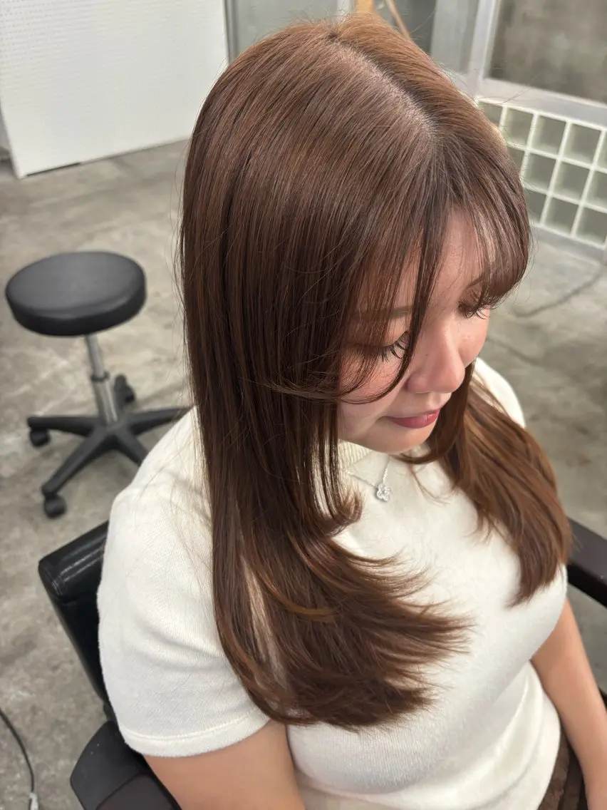 ロング 顔まわりレイヤー レイヤーカット ✨透明感艶カラー ✨💍Yuri💍のヘアスタイル