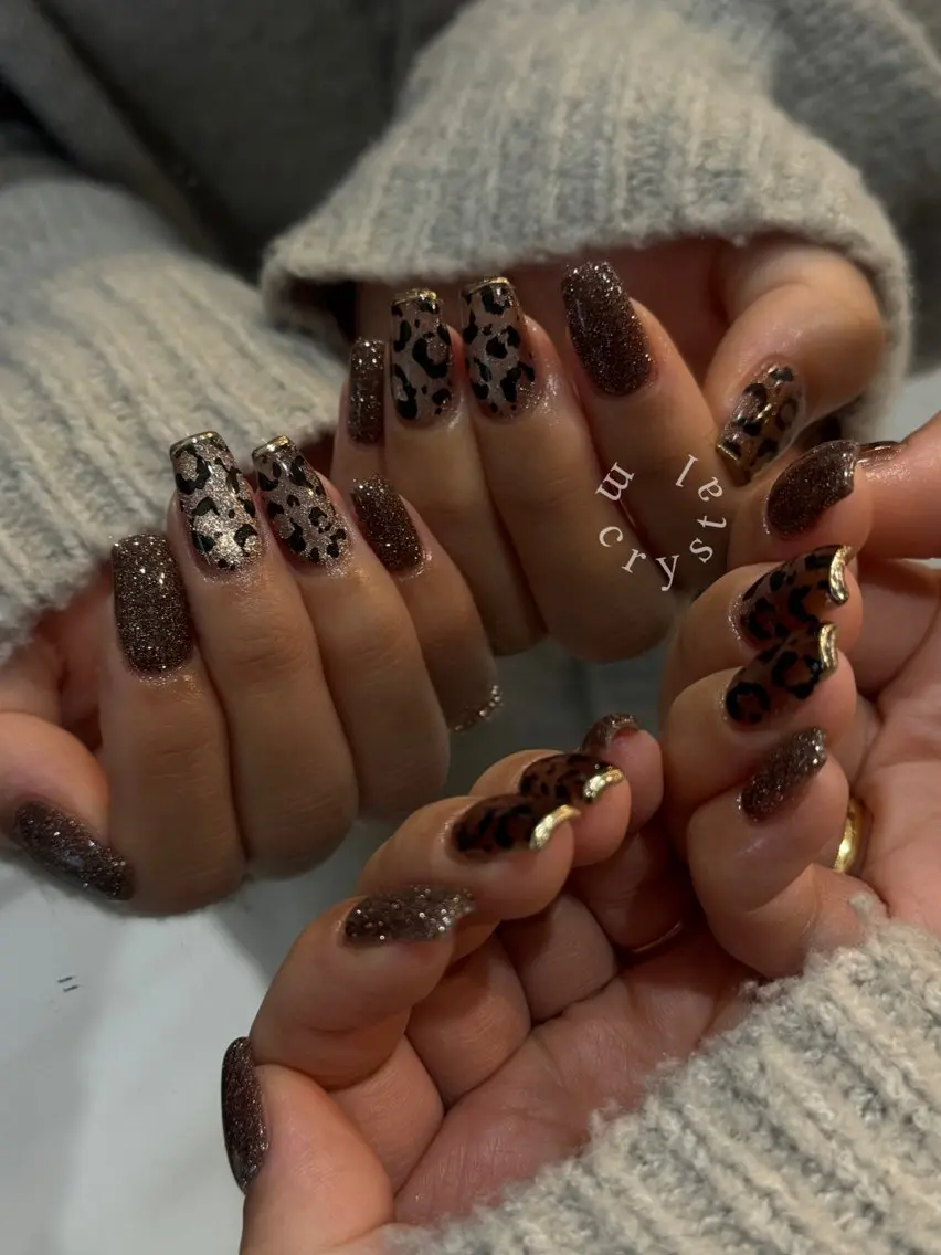 セミロング ハンドネイル Nailsalon M-crystalのネイルデザイン
