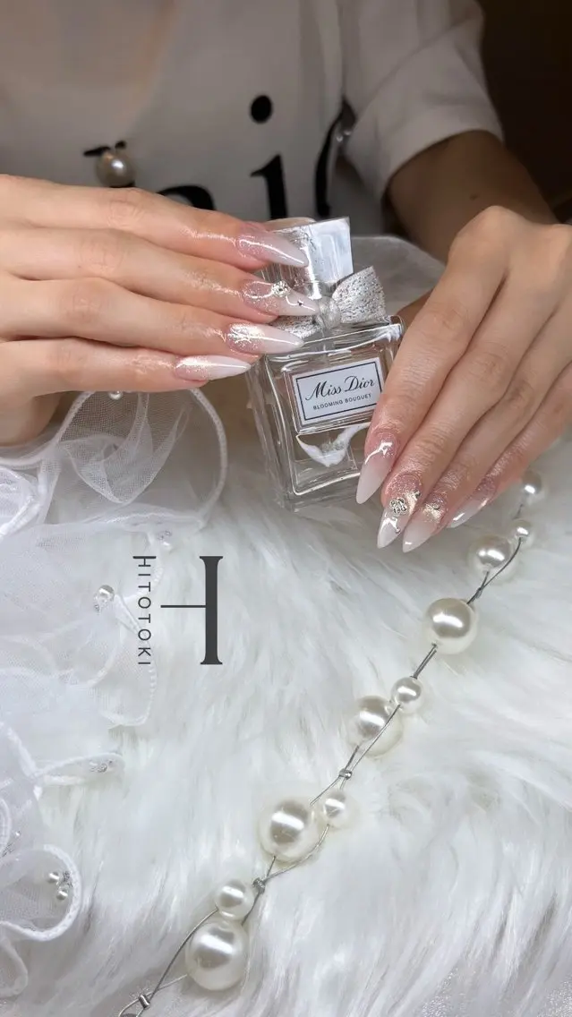 ネイル HiTotoKi by Fortuneのネイルデザイン