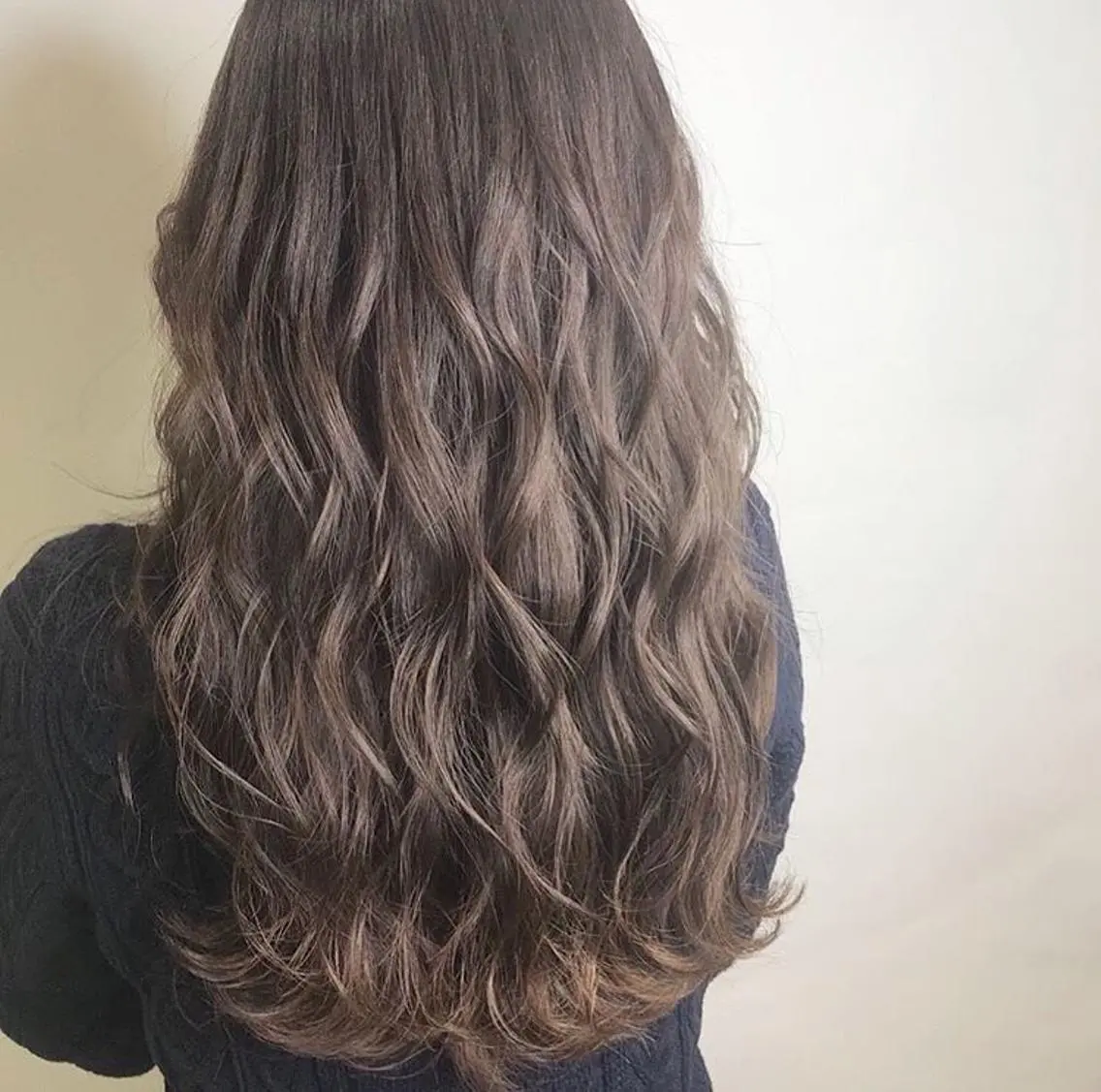 ロング カラー ヘアアレンジ 川上 麻梨阿のヘアスタイル
