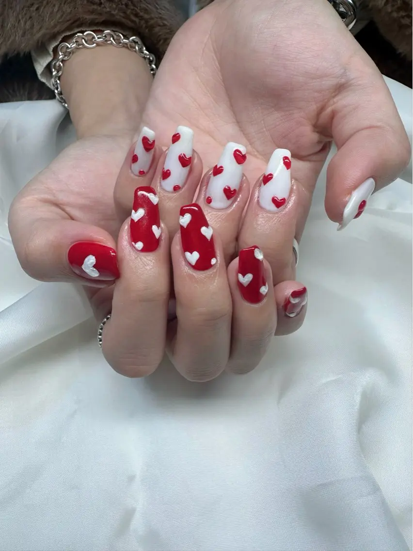 ネイル クリアネイル ハート 氷ネイル・うるうるネイル 韓国ネイル ロングネイル 🪞KAPE NAIL 🪞のネイルデザイン