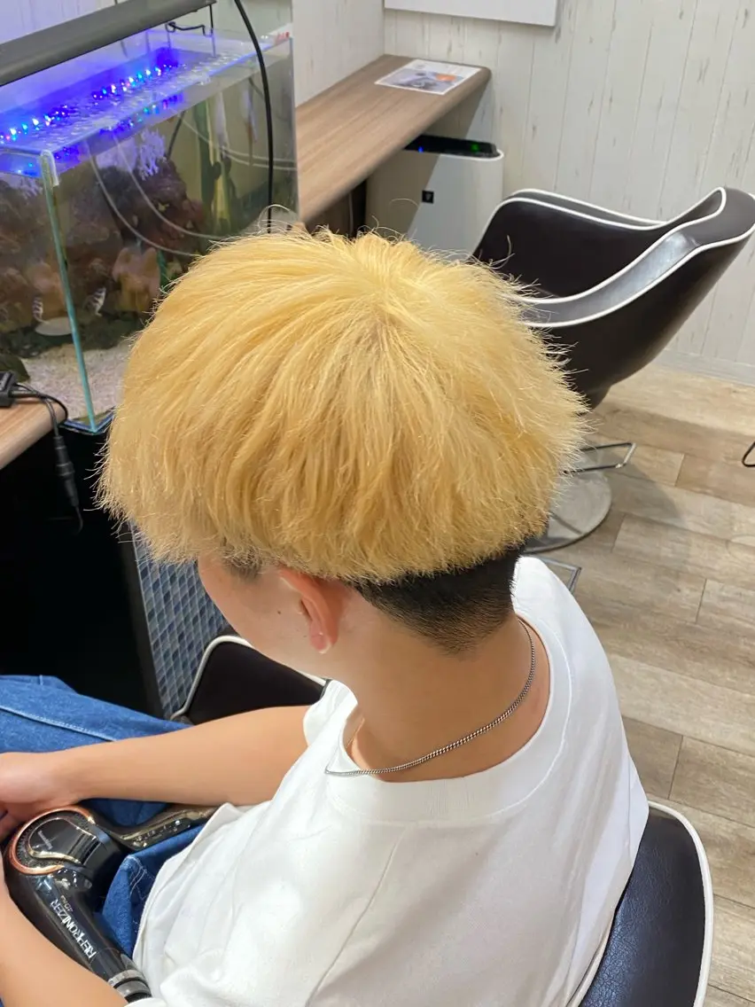 ダブルカラー(ブリーチあり+ルフレオンカラー)の写真