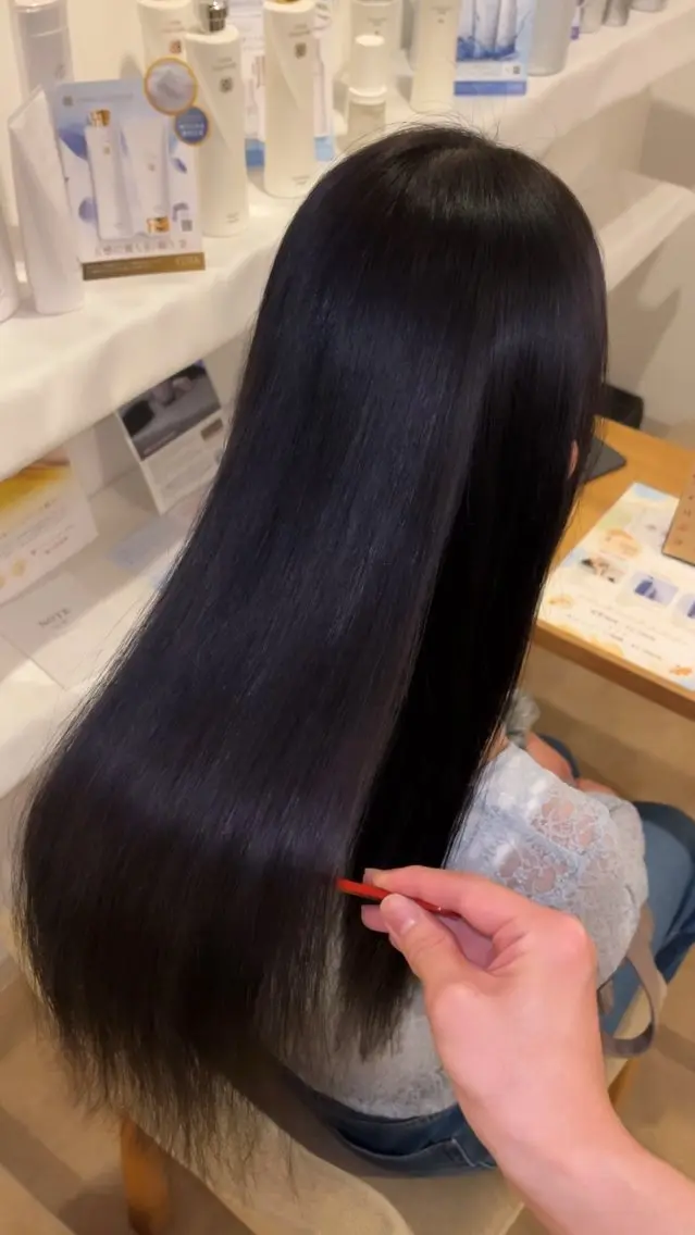 ロング カラー 沖元 統弥のヘアスタイル