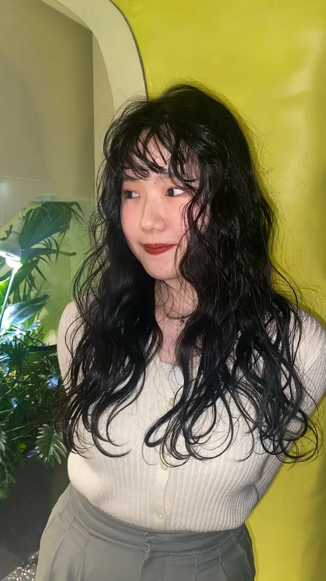ロング カラー パーマ ヘアアレンジ ヘアカラー トリートメント ヘッドスパ 🌀パーマ レイヤー ボブ/marinoのヘアスタイル