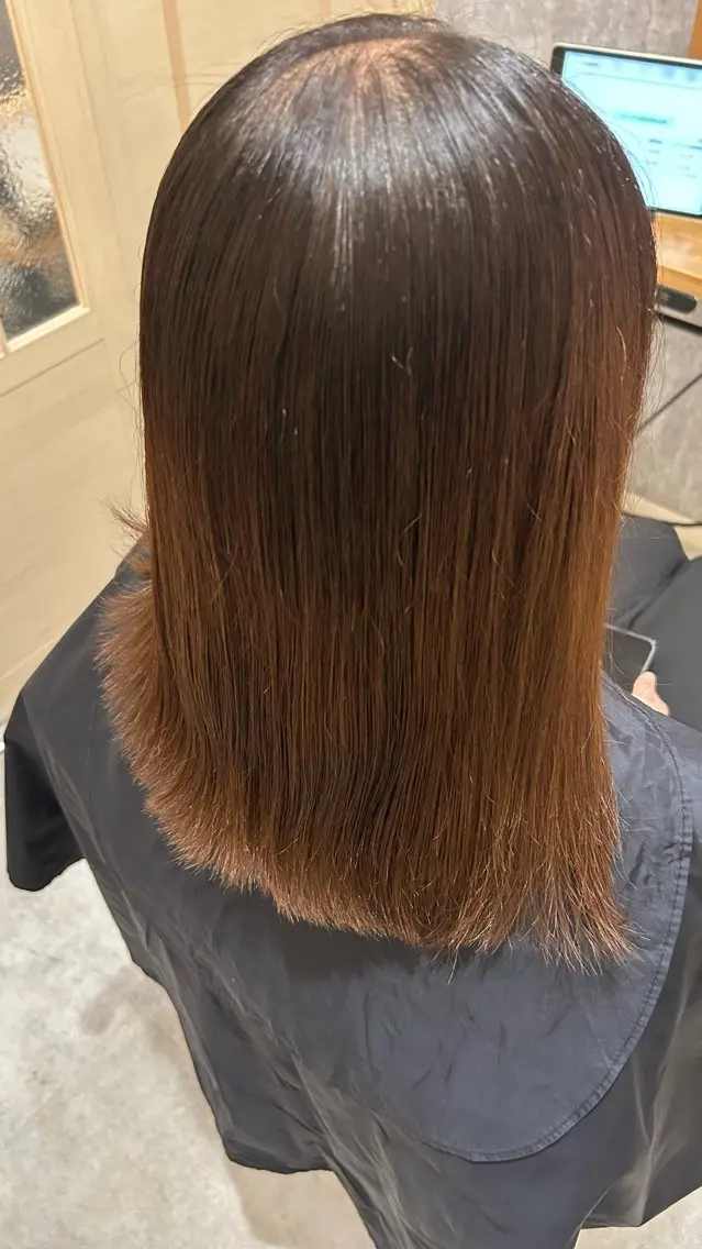 セミロング カラー 似合わせ 顔周りYUUGAのヘアスタイル