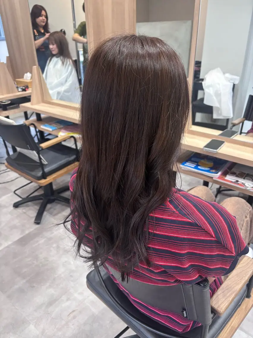 セミロング カラー 吉弘 鈴華のヘアスタイル