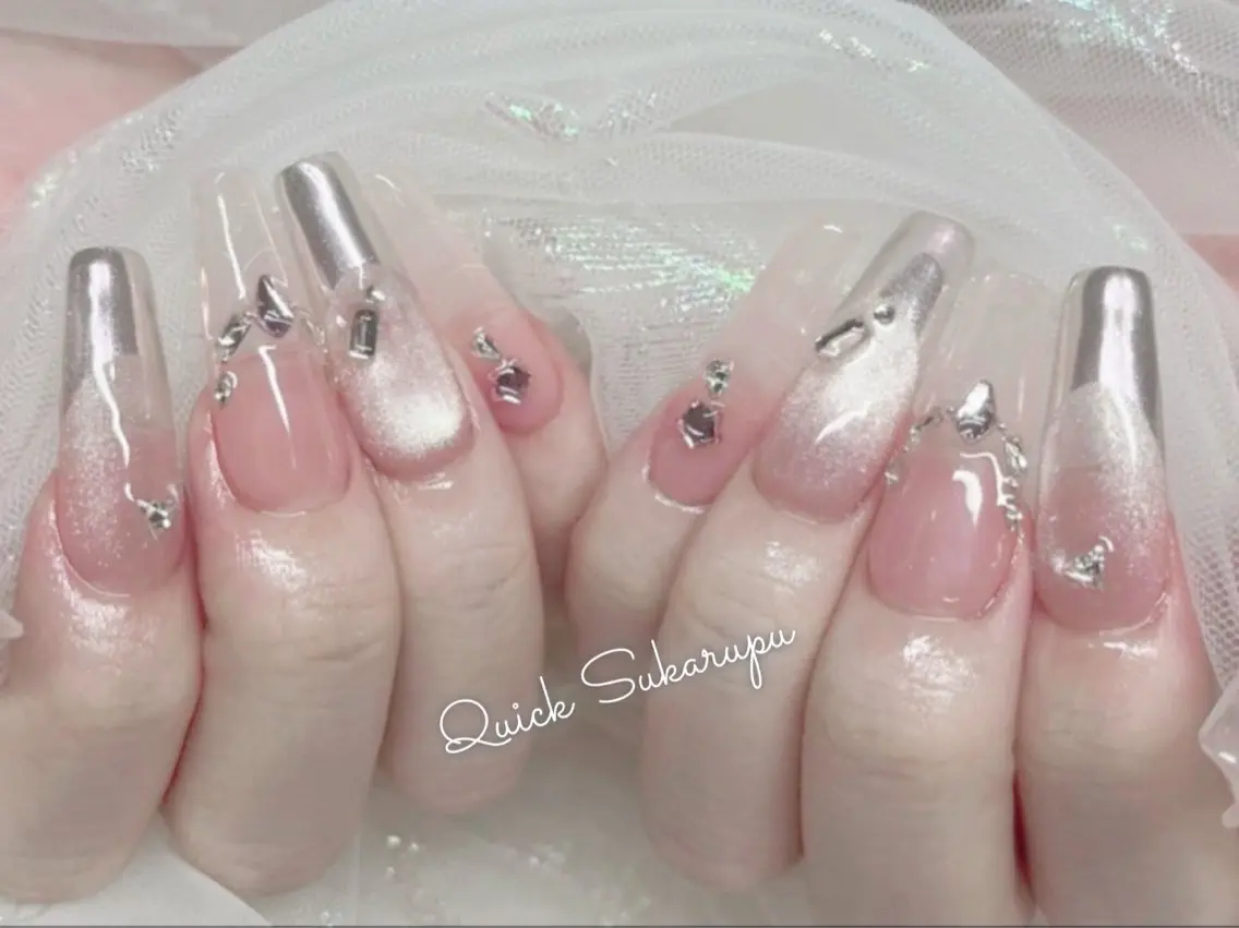 ロング ハンドネイル Quick Sukarupuのネイルデザイン
