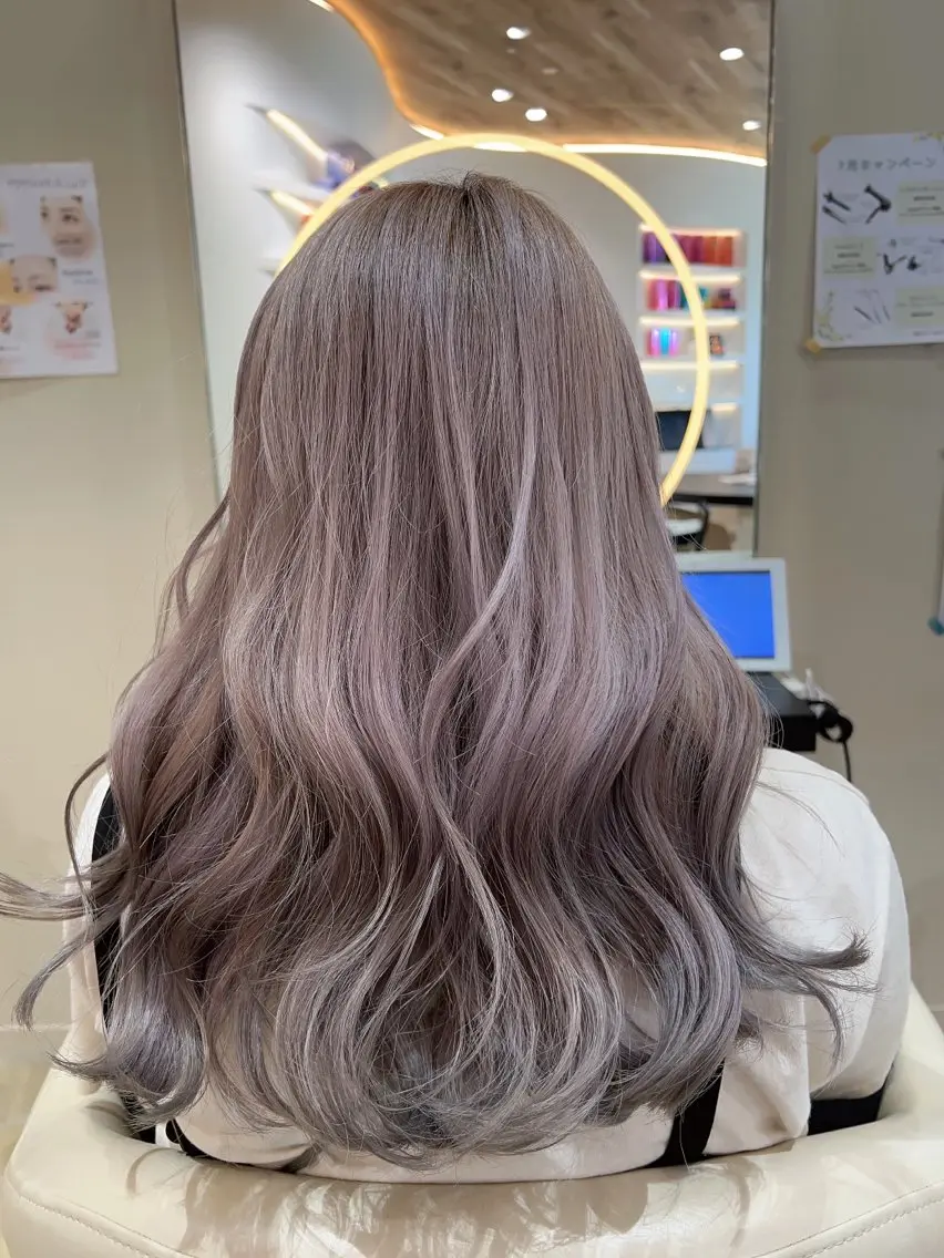 Ashanti 有川のヘアスタイル