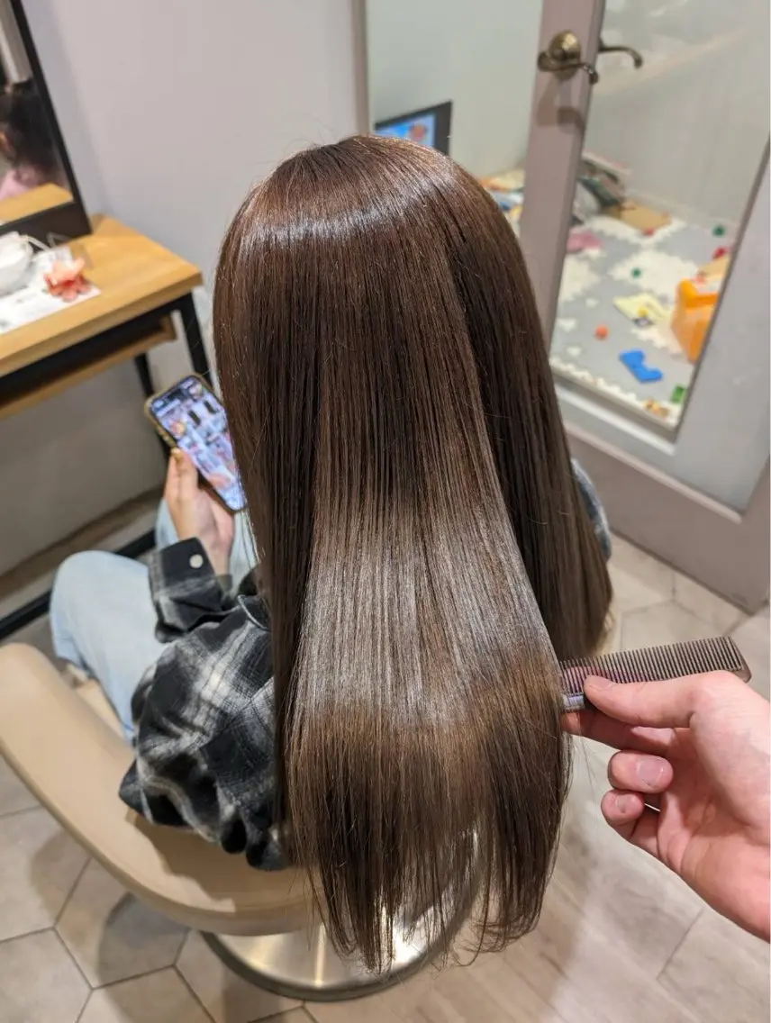 カラー 艶髪✨透明感カラー 山本　遥斗のヘアスタイル