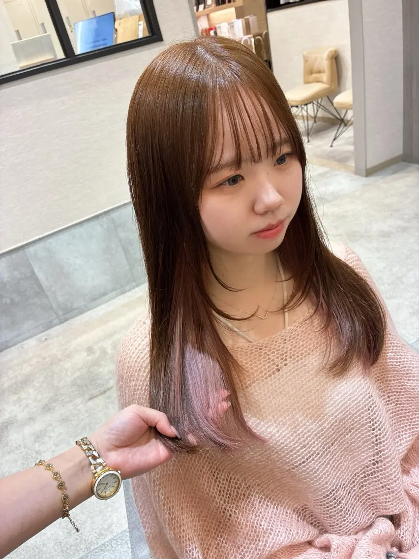 セミロング カラー ベージュカラー ブリーチ インナーカラー ピンクカラー ピンクベージュ 自分史上1番可愛い/ 似合わせ【MAHO】のヘアスタイル