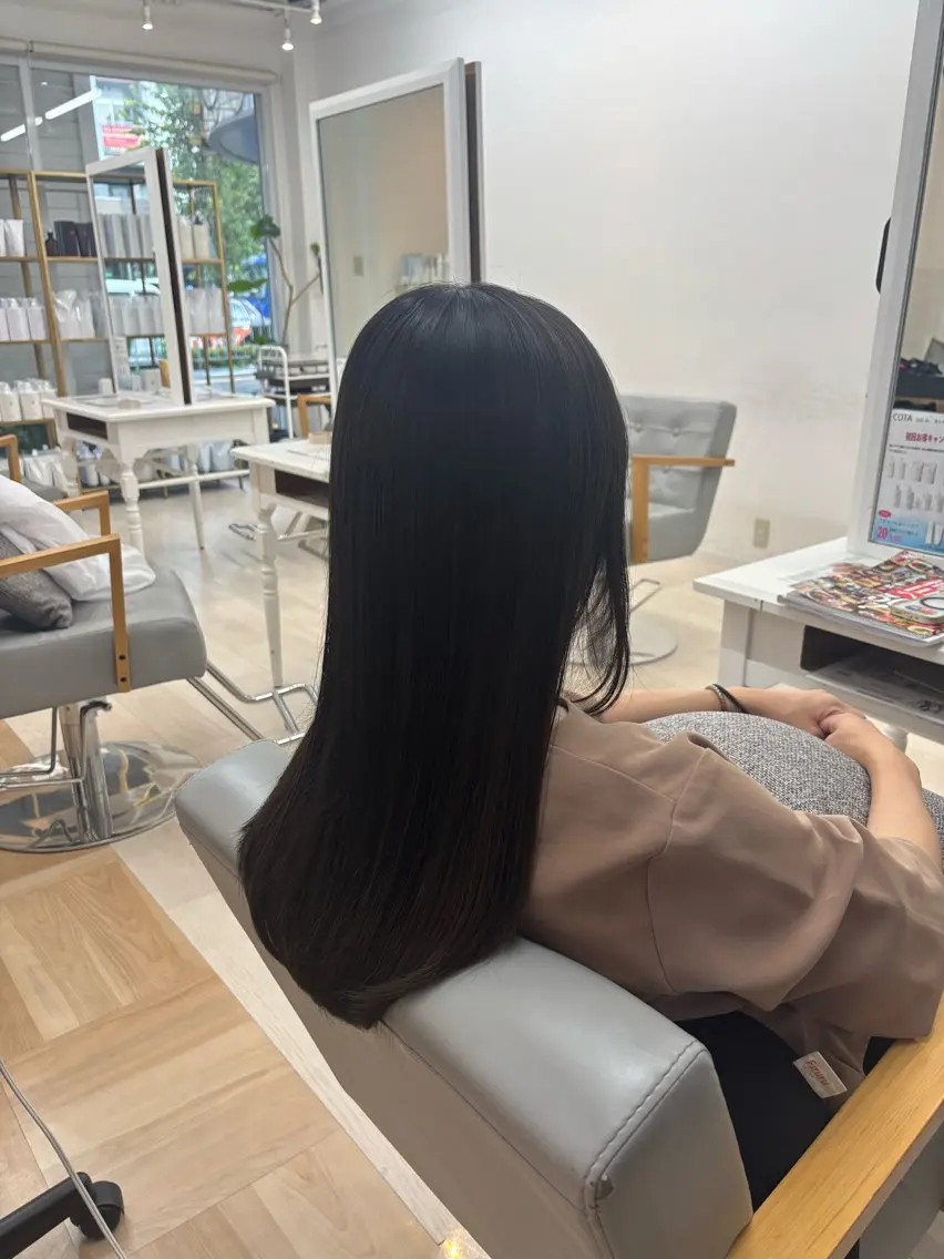 ロング ヘアカラー ワタセ ヒメカのヘアスタイル