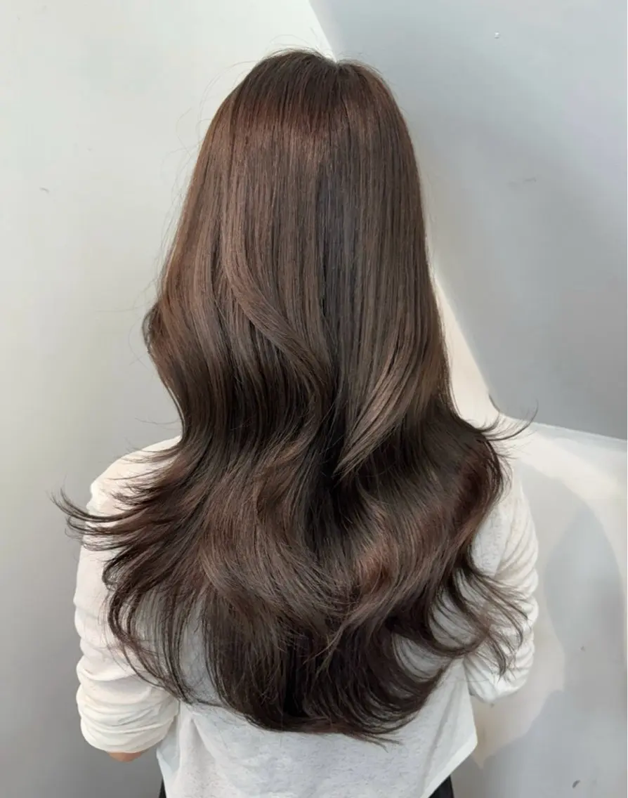 ロング カラー メンズ ヘアカラー トリートメント 美髪/髪質改善/ 透明感カラー/はるとのヘアスタイル