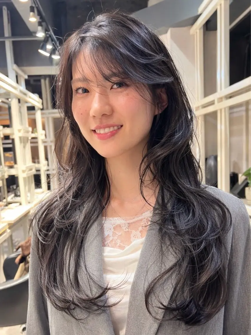 ロング カット ヘアカラー トリートメント 恵比寿韓国レイヤー× 艶透明感カラー大場のヘアスタイル