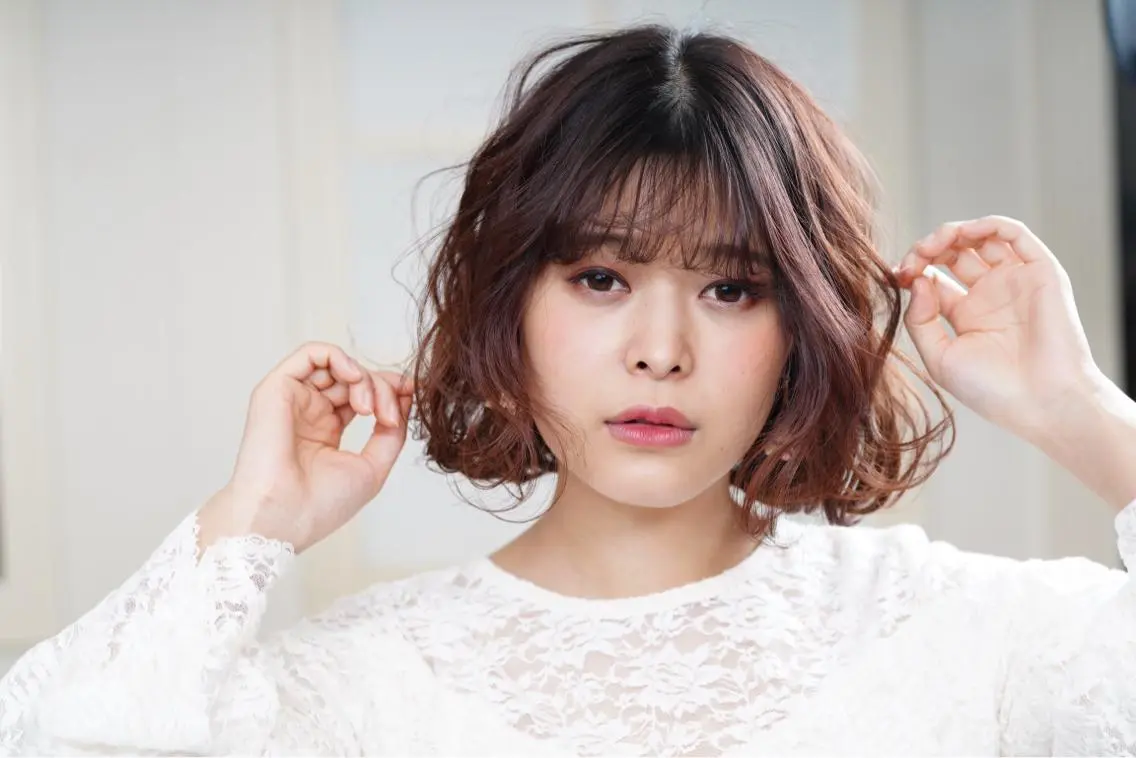 ミディアム カラー パーマ 古川 琴美のヘアスタイル