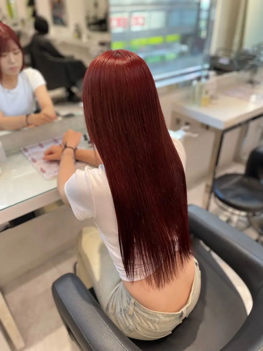 ロング カラー ヘアカラー トリートメント トレンド暖色ヘア🍒 miu🍒のヘアスタイル