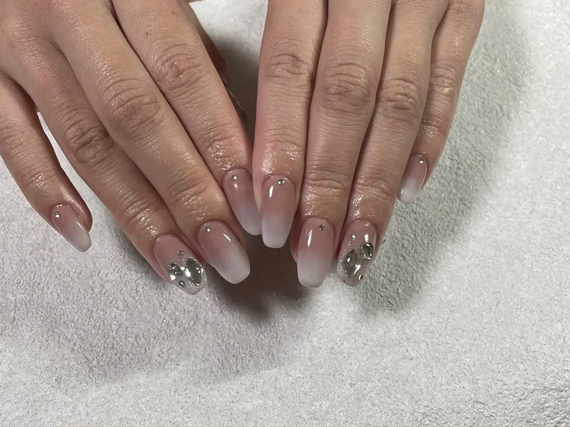 ネイル オーロラネイル フットネイル フレンチネイル ジェルネイル 韓国ネイル ハンドネイル kiki nail &brow二子玉川のネイルデザイン