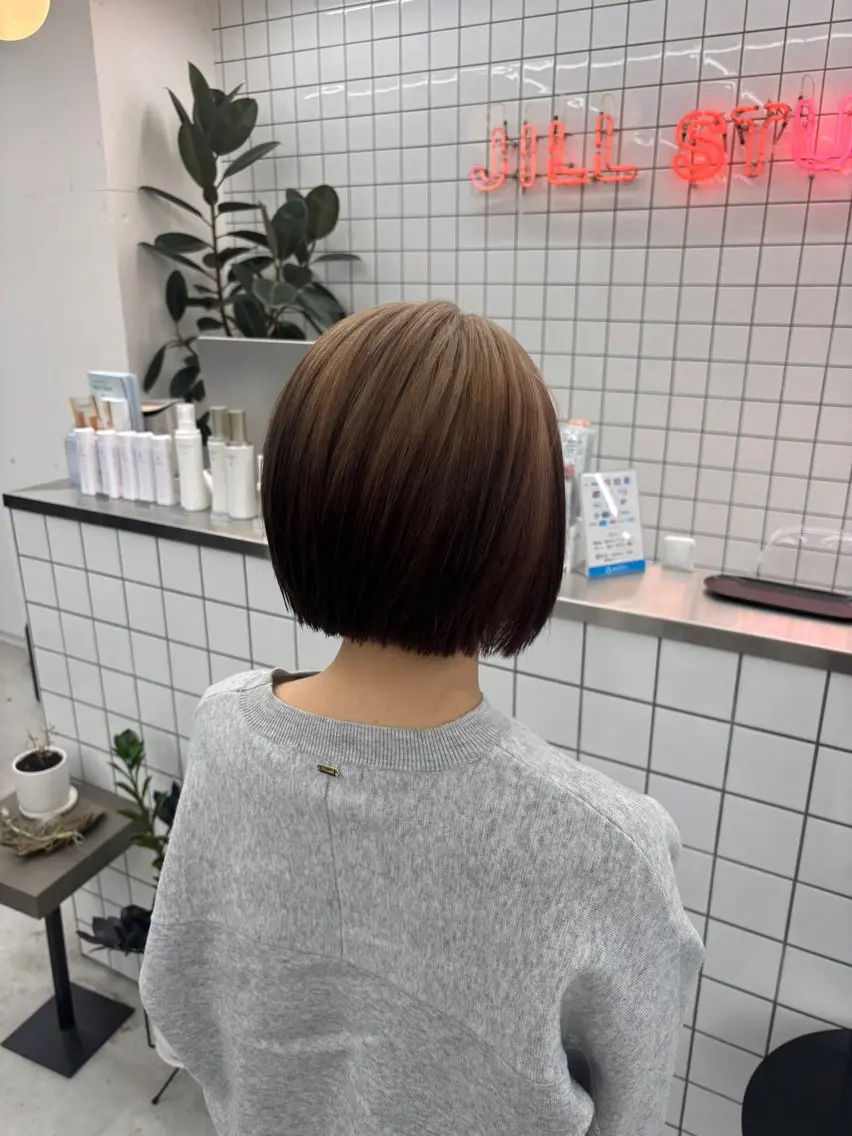 【🎷雰囲気ガラッとイメージチェンジっ🎷】ブリーチ1回＋カラー１回＋トリートメントの写真
