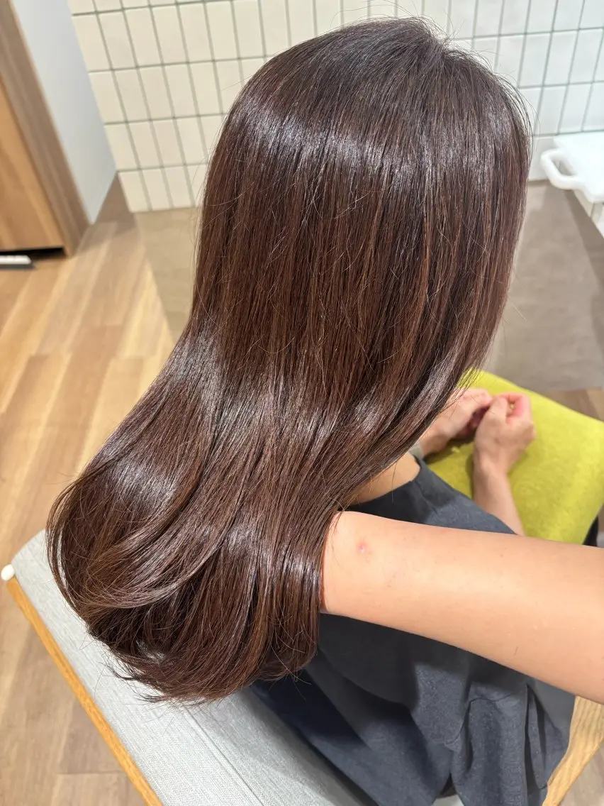 セミロング カラー 髪質改善 トリートメント ヘアカラー トリートメント ヘッドスパ RINNO🌷透明感 カラー/髪質改善のヘアスタイル
