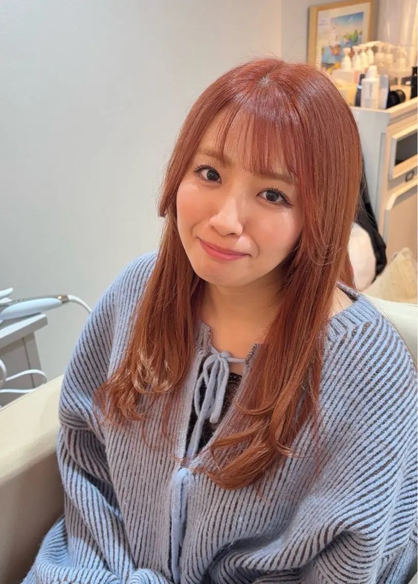 ロング カラー 舩坂 友賀のヘアスタイル