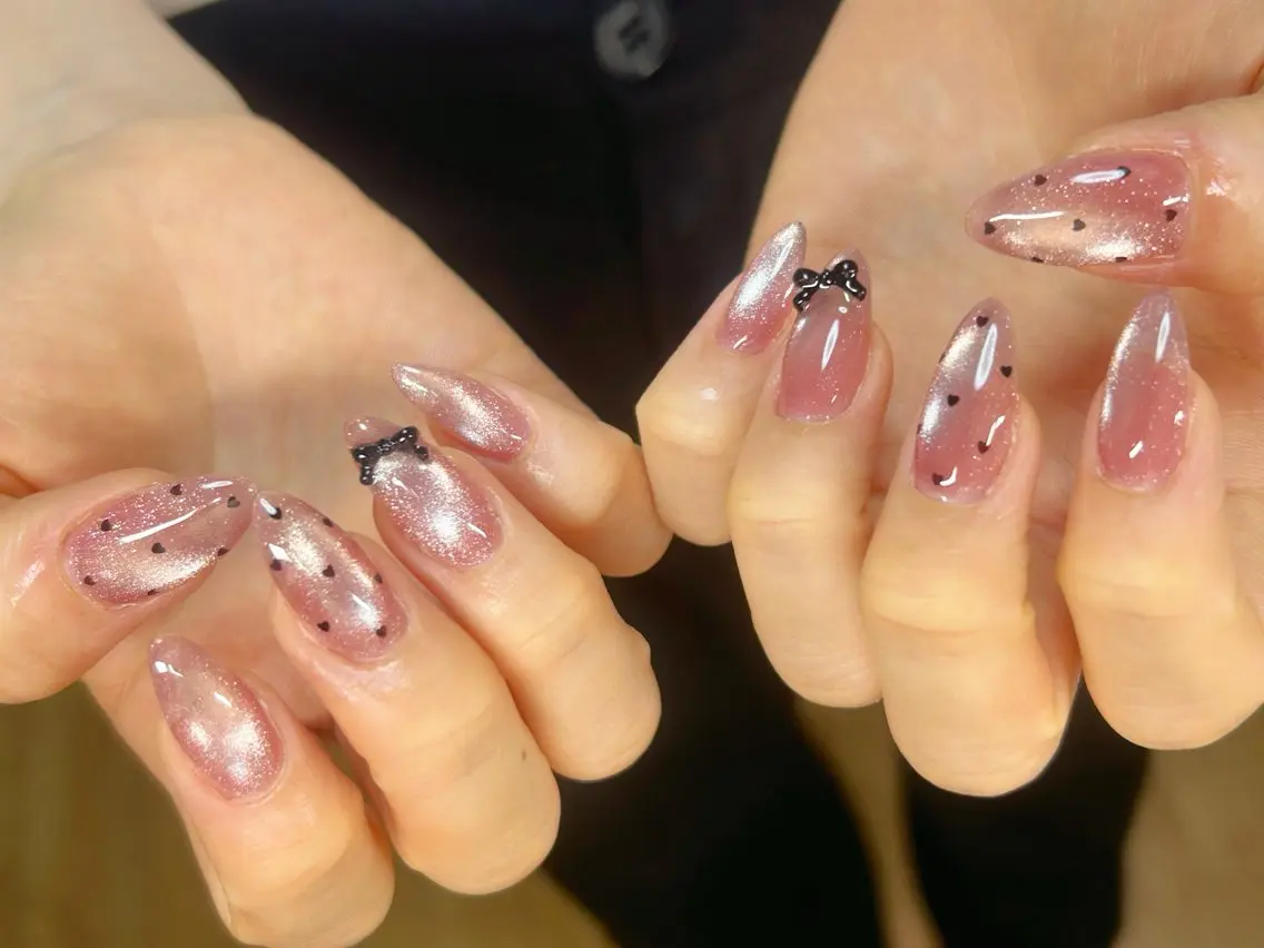ネイル アートネイル チークネイル 成人式 入学式 長さ出し ハンドネイル Lino Nailのネイルデザイン