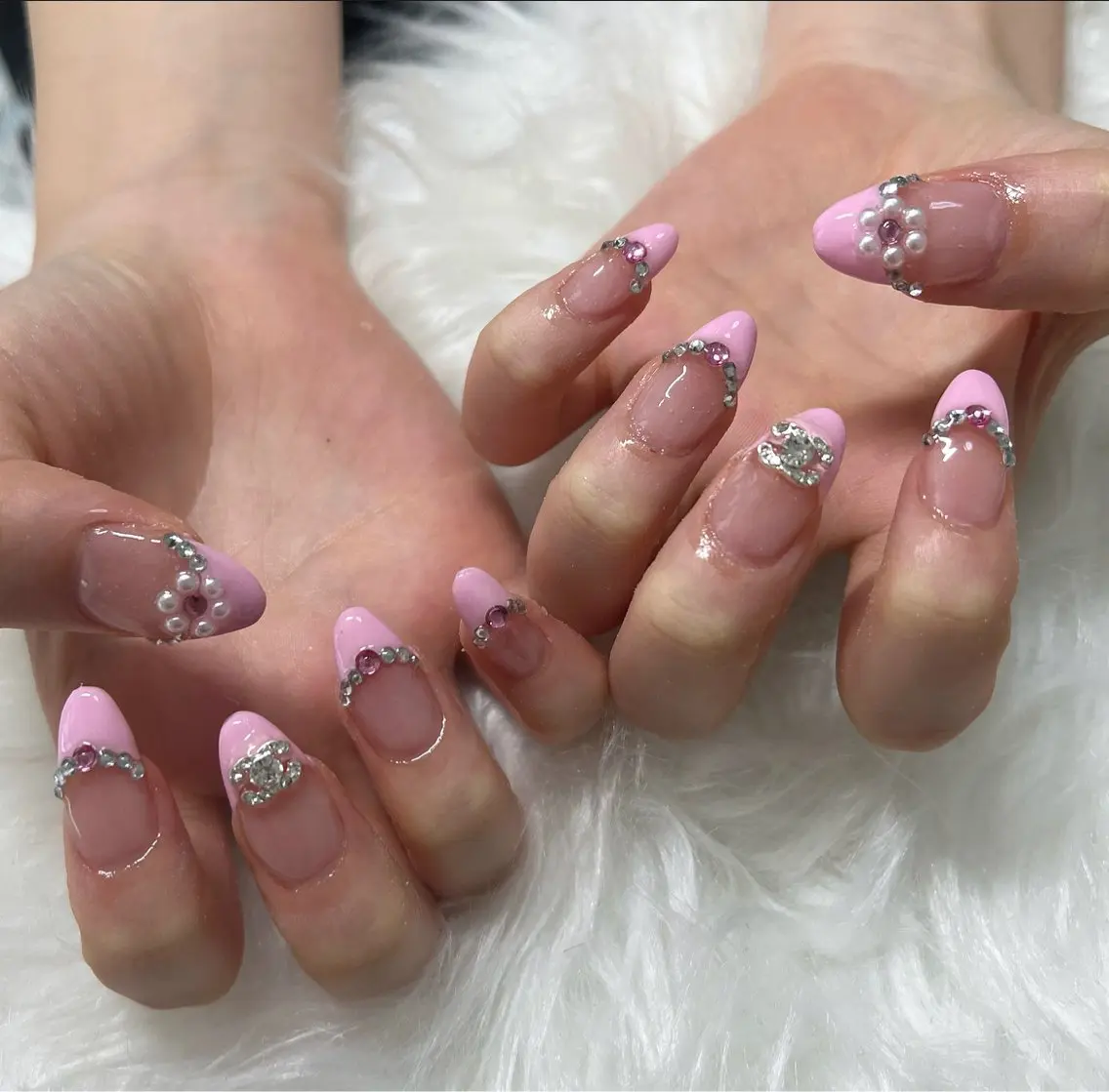ロング ハンドネイル mao .のネイルデザイン