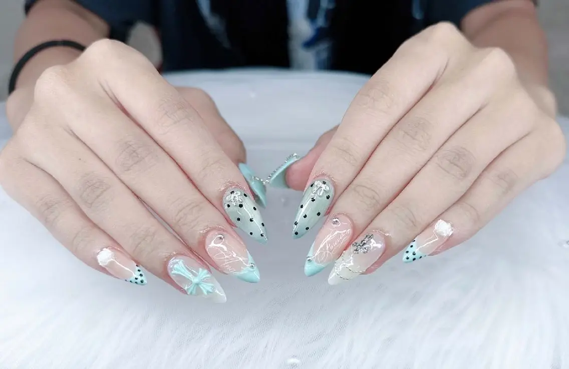 ネイル Miyu.nail まりんのネイルデザイン