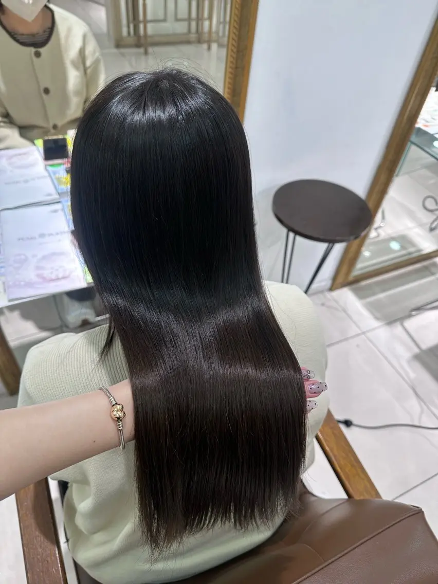 ロング トリートメント 髪質改善艶カラー🩶 Nanako ⟡.·のヘアスタイル