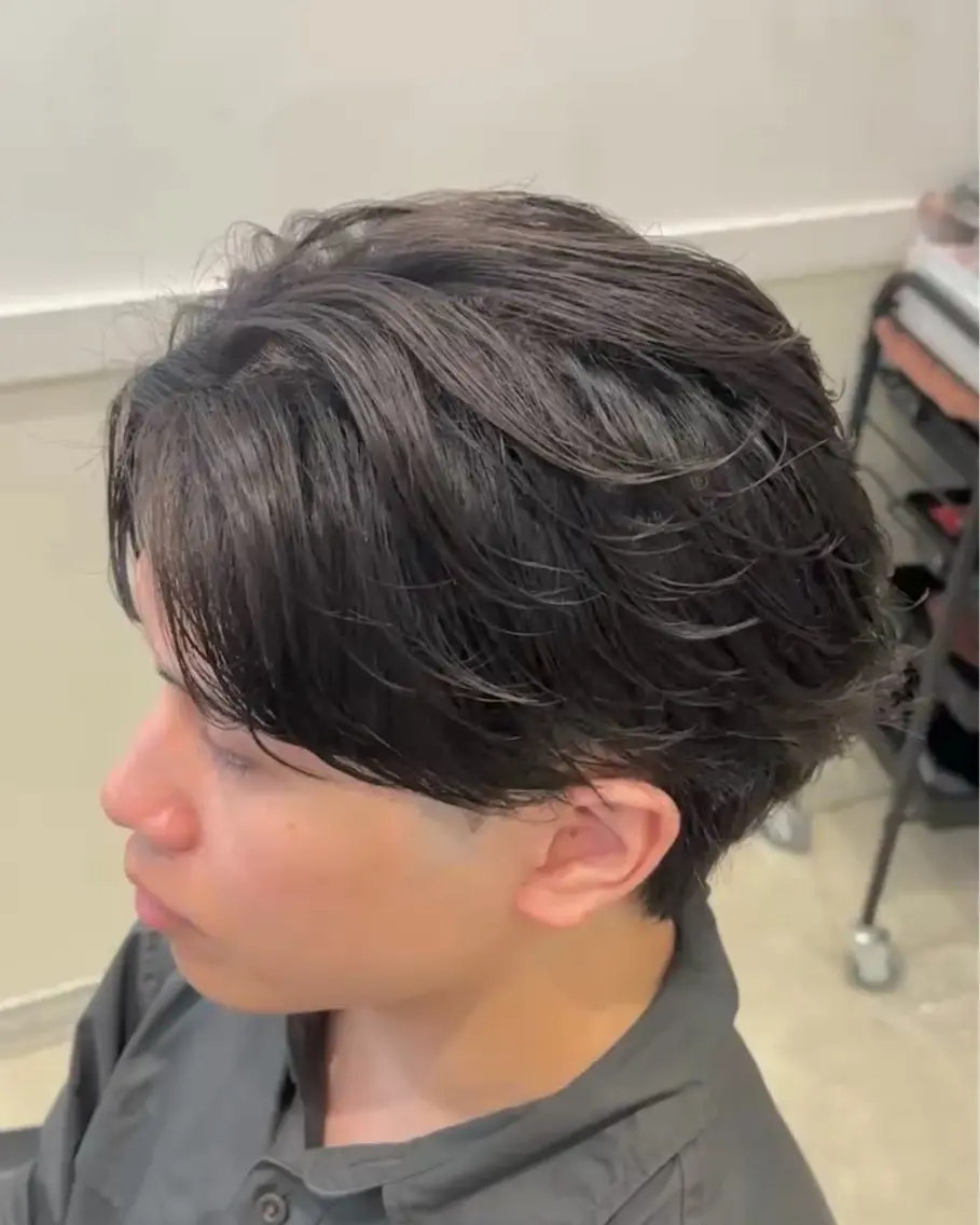 ショート パーマ メンズ カット パーマ トリートメント クセを最大限に活かす メンズパーマ縮毛矯正のヘアスタイル