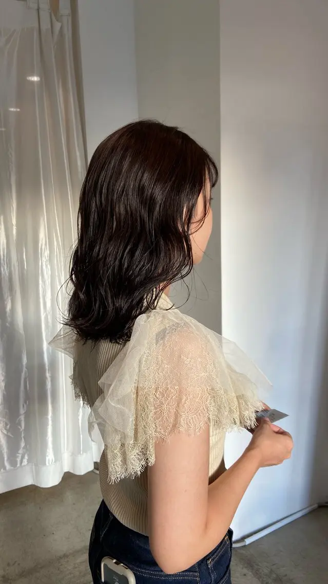 ミディアム まつ あみのヘアスタイル