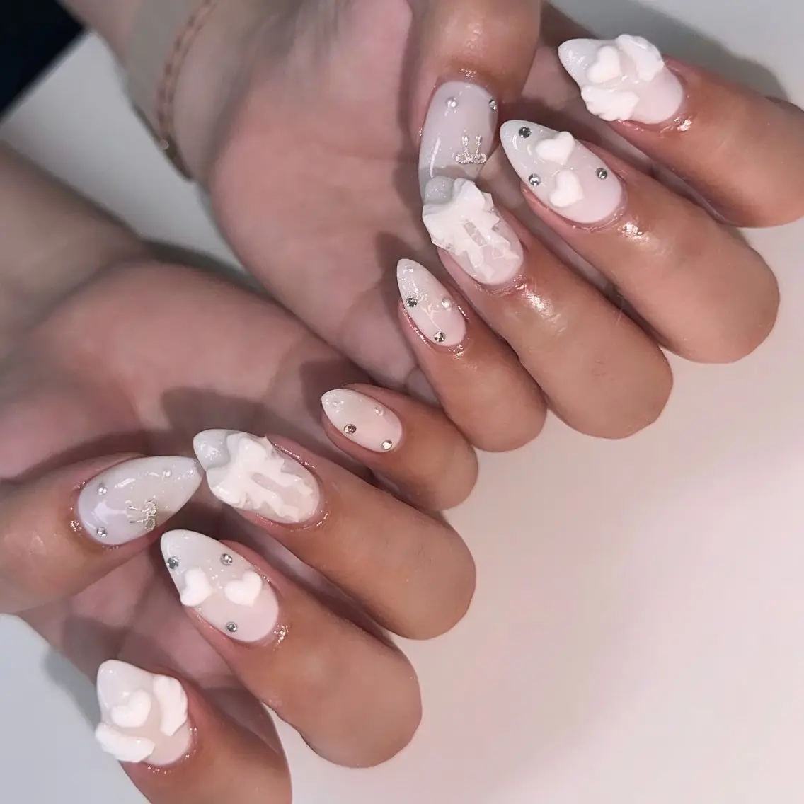 ミディアム ハンドネイル 🦋Nail Amo🦋のネイルデザイン