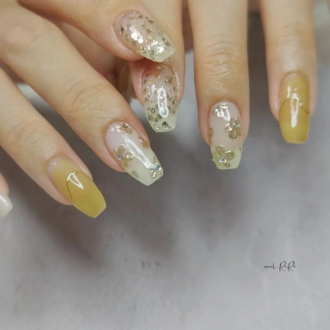 ネイル ハンドネイル フットネイル nail RiRi アトレナチュラのエステ・リラクイメージ